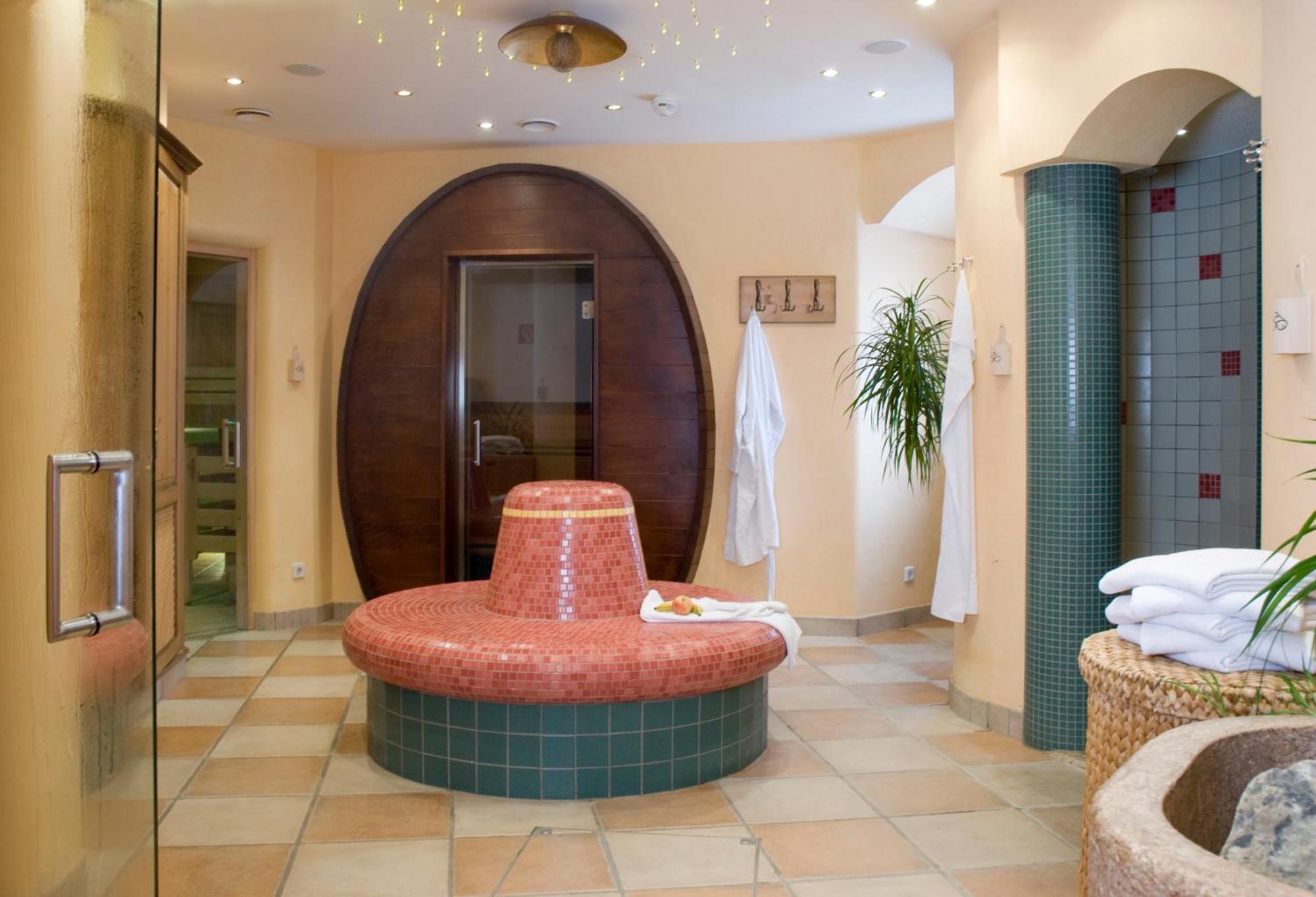 Hotel Neustifter 波伊斯多夫 外观 照片