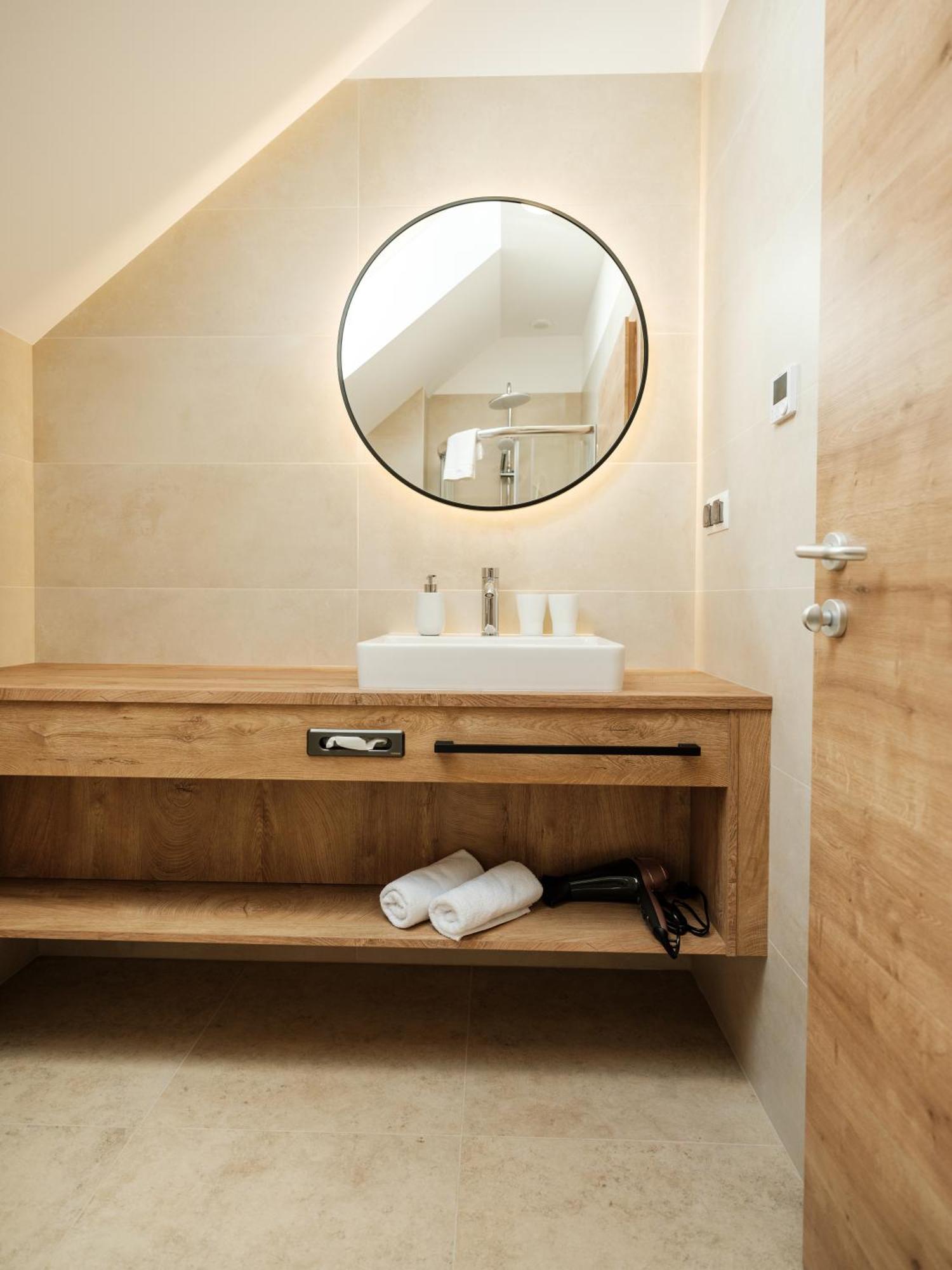 Hotel Neustifter 波伊斯多夫 外观 照片